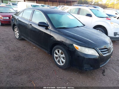 TOYOTA CAMRY 2011