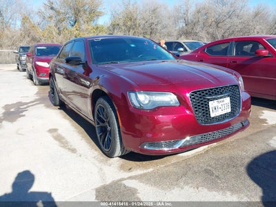 CHRYSLER 300 2019