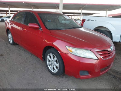 TOYOTA CAMRY 2011