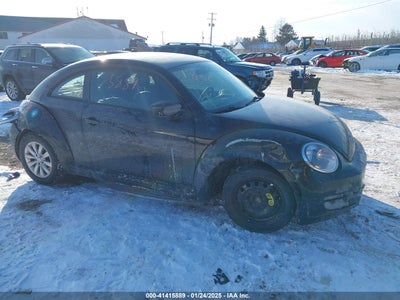 VOLKSWAGEN BEETLE 2015