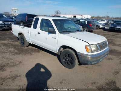 NISSAN FRONTIER 2000