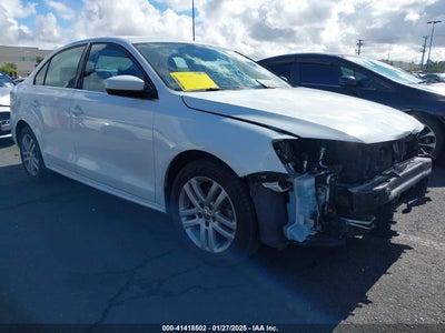 VOLKSWAGEN JETTA 2017