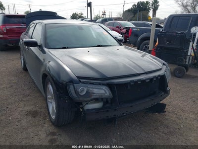 CHRYSLER 300 2015