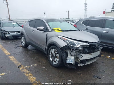 TOYOTA C-HR 2019