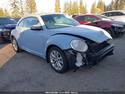VOLKSWAGEN BEETLE 2013