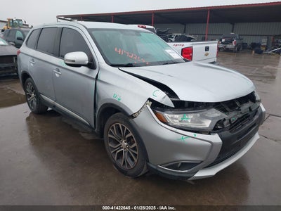 MITSUBISHI OUTLANDER 2016