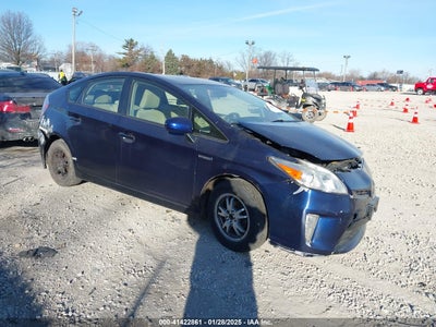 TOYOTA PRIUS 2014