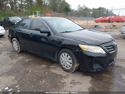 TOYOTA CAMRY 2011