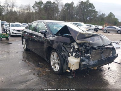 NISSAN MAXIMA 2011