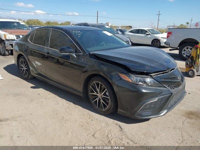 TOYOTA CAMRY 2023