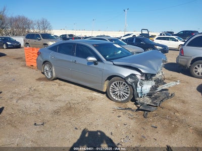 TOYOTA AVALON HYBRID 2020