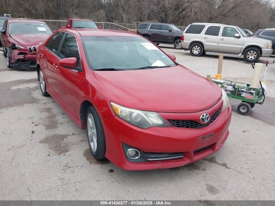 TOYOTA CAMRY 2014