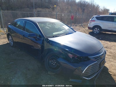 TOYOTA AVALON HYBRID 2019