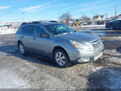 SUBARU OUTBACK 2011