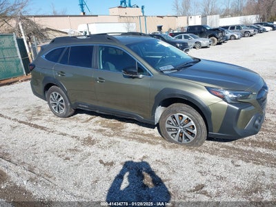 SUBARU OUTBACK 2024