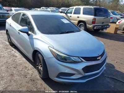 CHEVROLET CRUZE 2017