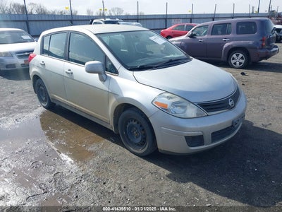 NISSAN VERSA 2011