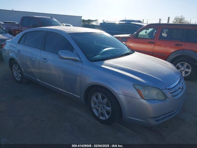 TOYOTA AVALON 2005