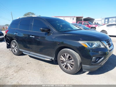 NISSAN PATHFINDER 2017