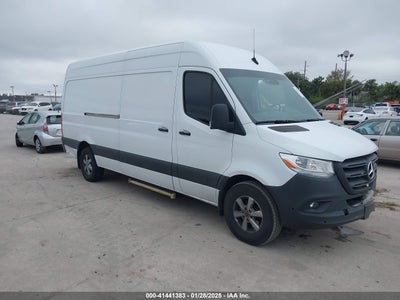 MERCEDES-BENZ SPRINTER 2500 2021
