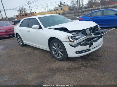 CHRYSLER 300 2014