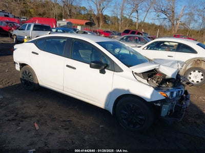 NISSAN VERSA 2020