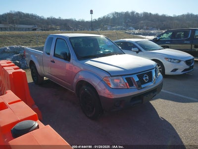 NISSAN FRONTIER 2015