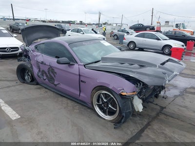 FORD MUSTANG 2019