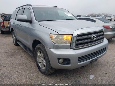 TOYOTA SEQUOIA 2010