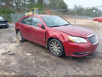 CHRYSLER 200 2013