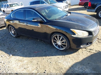 NISSAN MAXIMA 2010