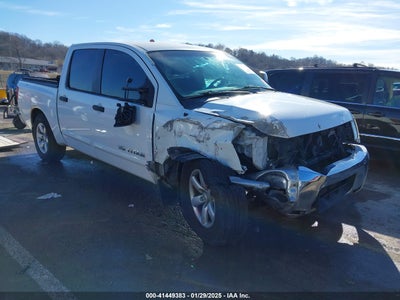 NISSAN TITAN 2010