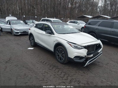INFINITI QX30 2018