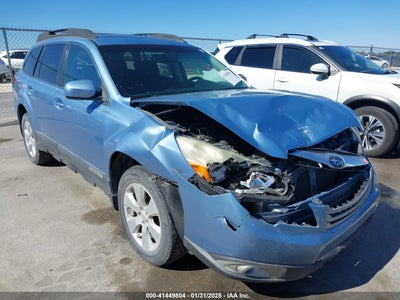 SUBARU OUTBACK 2011