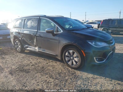 CHRYSLER PACIFICA HYBRID 2018