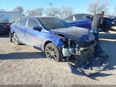 TOYOTA CAMRY 2016