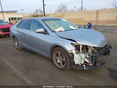 TOYOTA CAMRY 2016