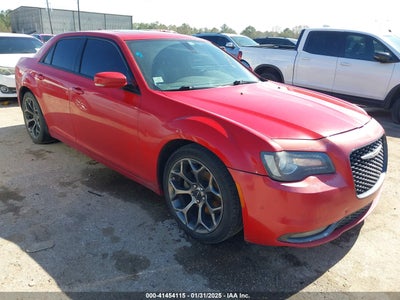 CHRYSLER 300 2015