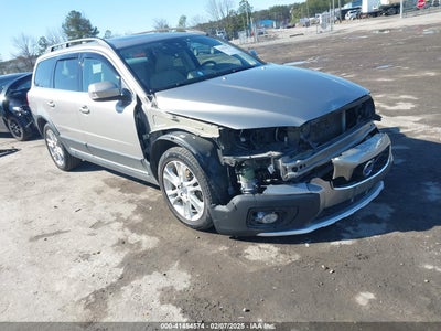 VOLVO XC70 2016