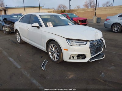 AUDI A4 2019