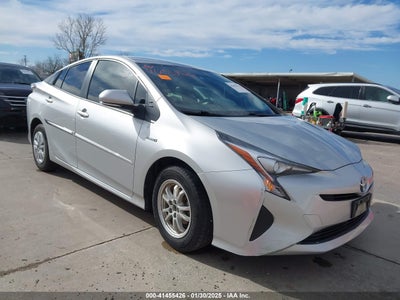 TOYOTA PRIUS 2016
