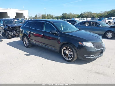 LINCOLN MKT 2014