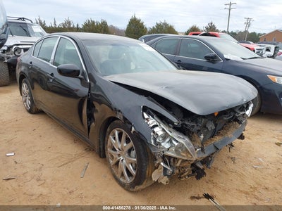 INFINITI G37 2011