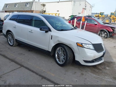 LINCOLN MKT 2015