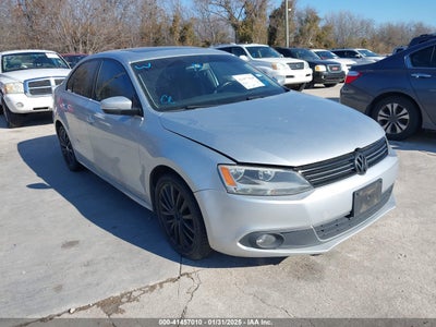VOLKSWAGEN JETTA 2011