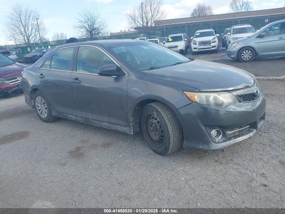 TOYOTA CAMRY 2014