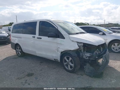 MERCEDES-BENZ METRIS 2023