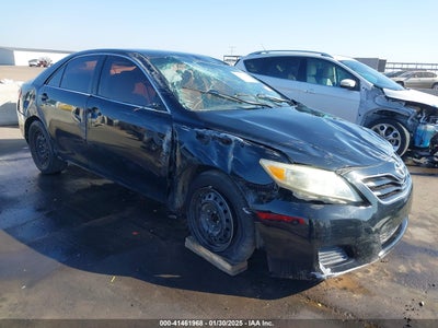 TOYOTA CAMRY 2011