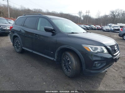 NISSAN PATHFINDER 2019