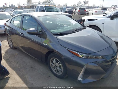 TOYOTA PRIUS PRIME 2021